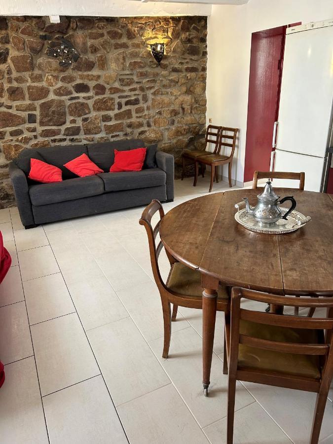 Gite Independant En Duplex Proche Mer Cote De Granit Rose Pleubian Exteriér fotografie