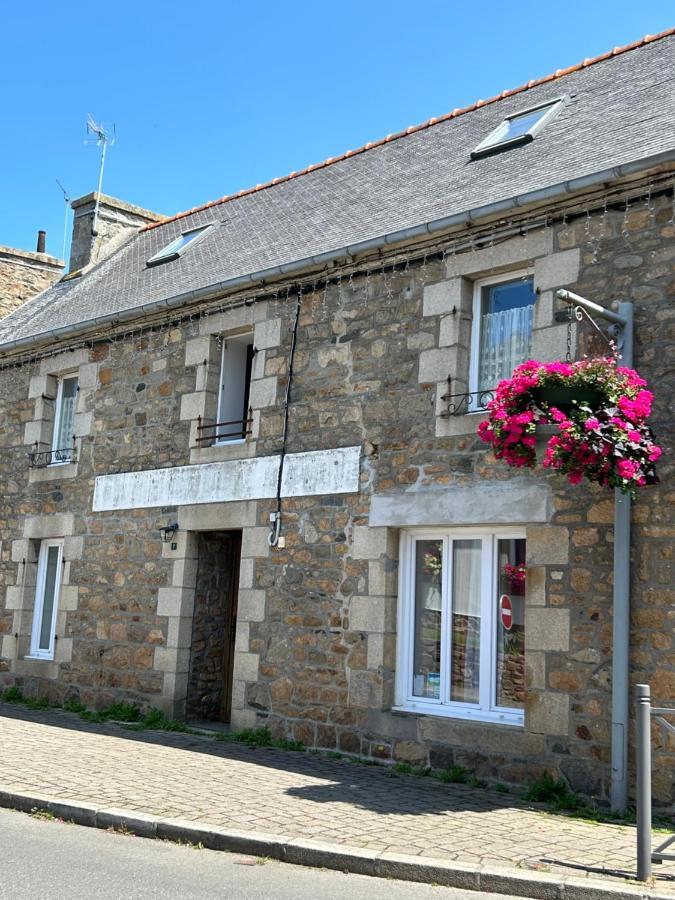 Gite Independant En Duplex Proche Mer Cote De Granit Rose Pleubian Exteriér fotografie